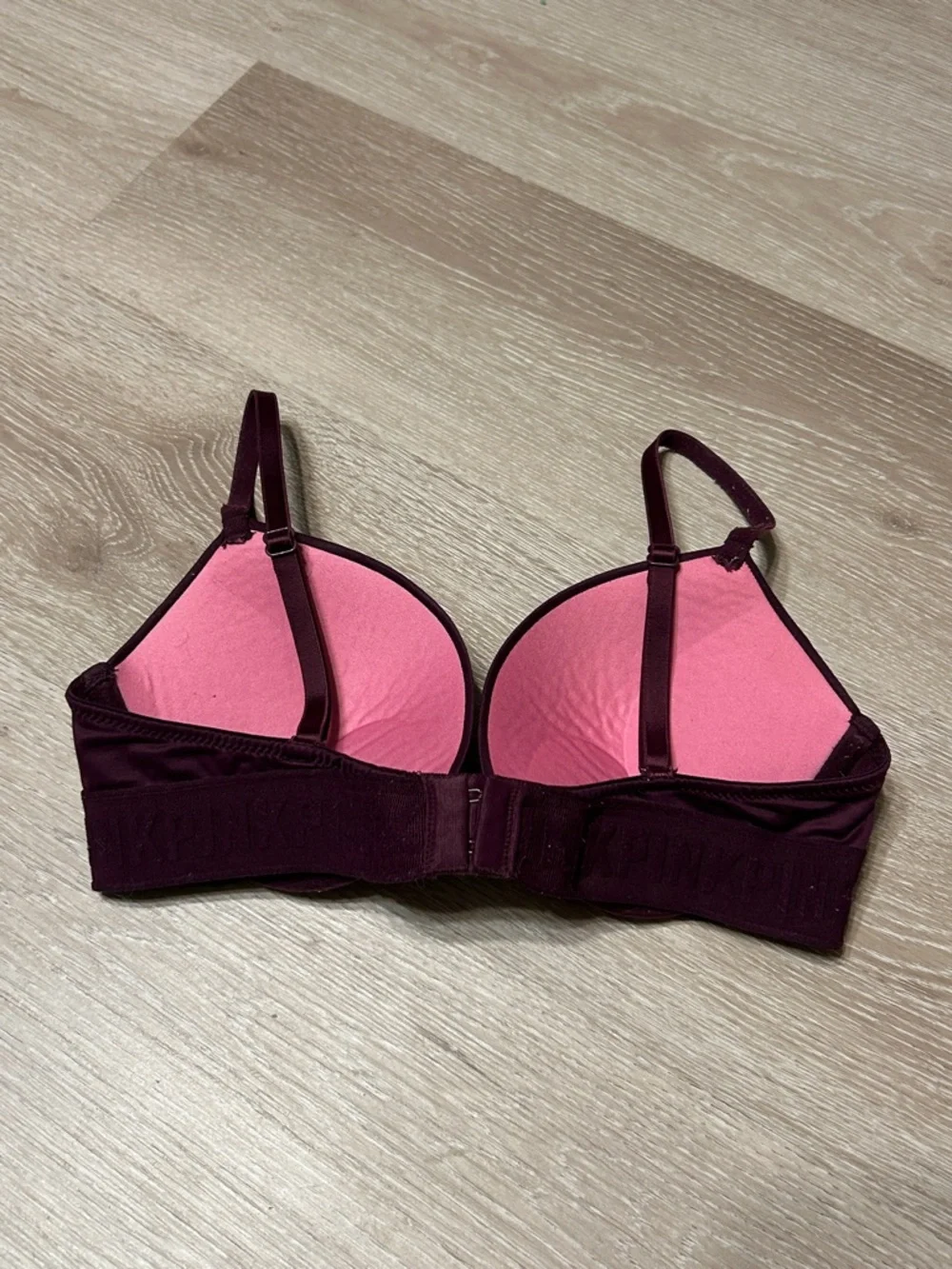 PINK by Victoria’s Secret Burgandy Everywhere Super Push-up T-Shirt Bra 32C